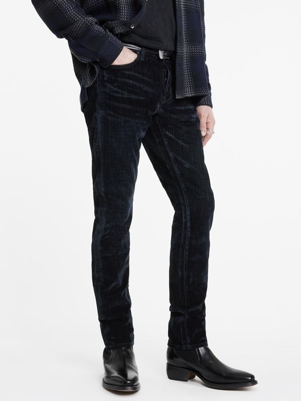 J702 - SLIM FIT