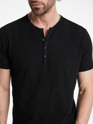 MADOC SS HENLEY IN TEXTURE JACQUARD