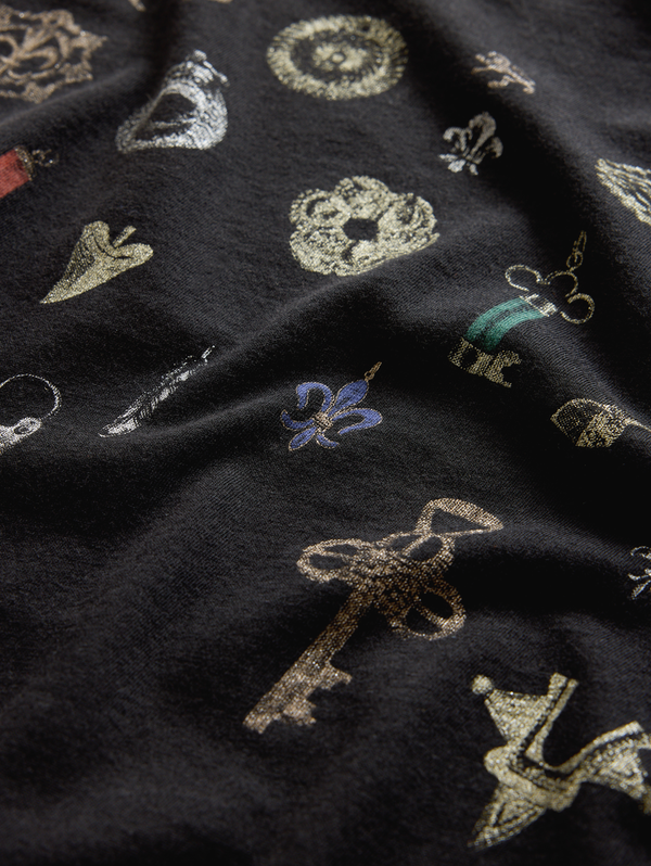 SS RAW EDGE TEE - PENDANTS