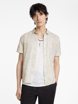 LOREN SHORT SLEEVE SHIRT IN PALM PRINT SEERSUCKER