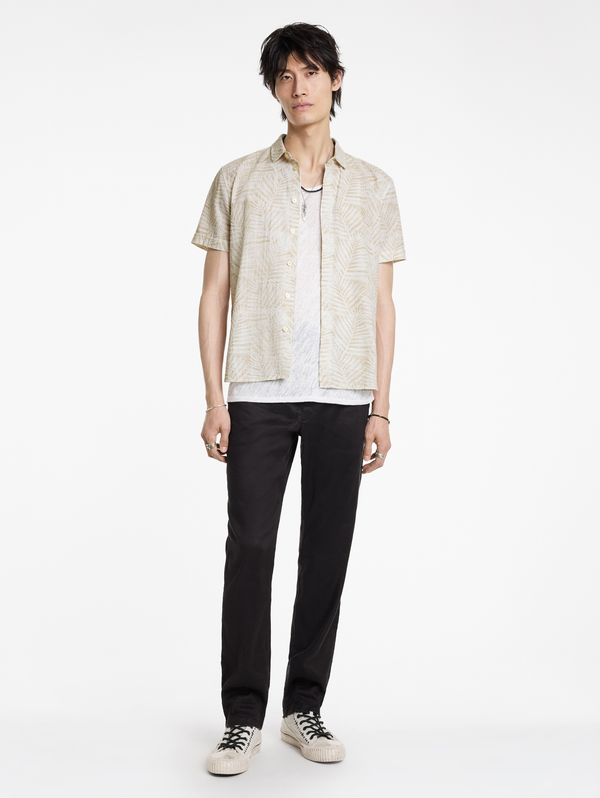 LOREN SHORT SLEEVE SHIRT IN PALM PRINT SEERSUCKER